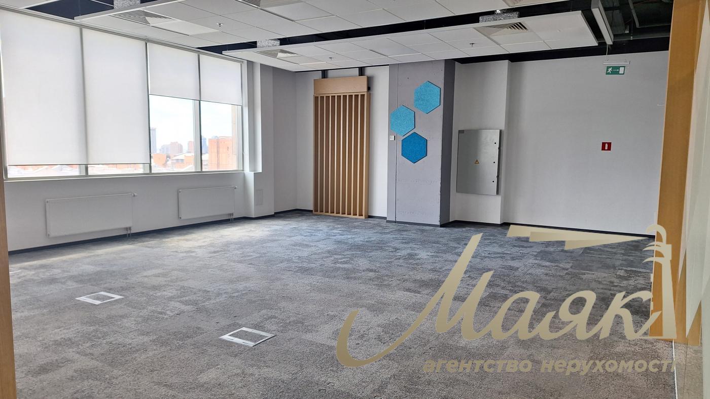 Оренда офісу 636м2 у БЦ Сенатор, Печерський район.
