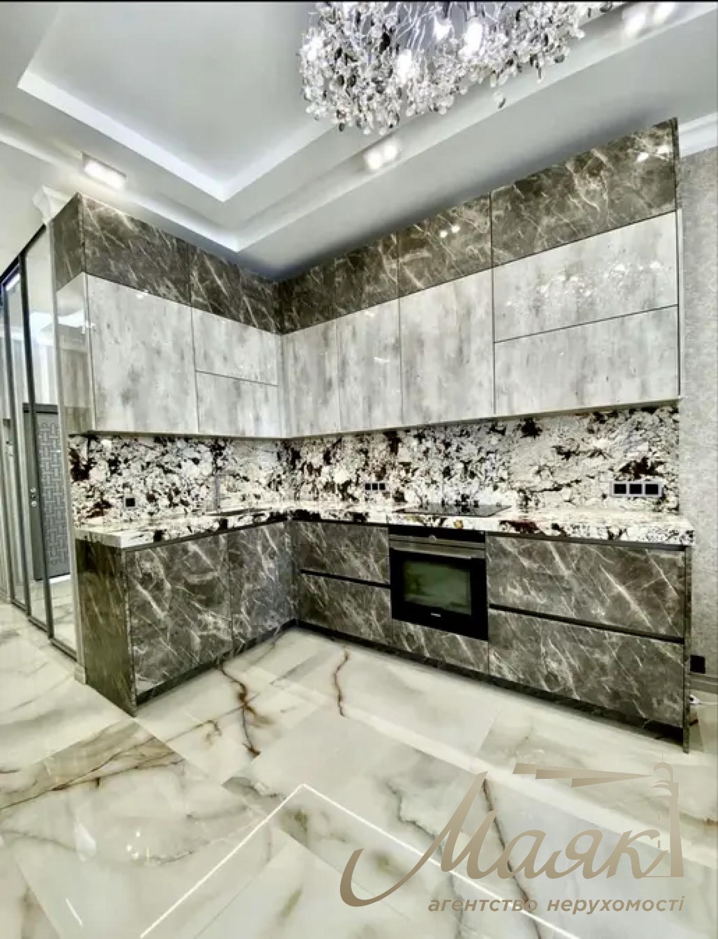 Оренда 1к квартири - студії 47 м², ЖК Французький квартал 1, вул. Саперне Поле