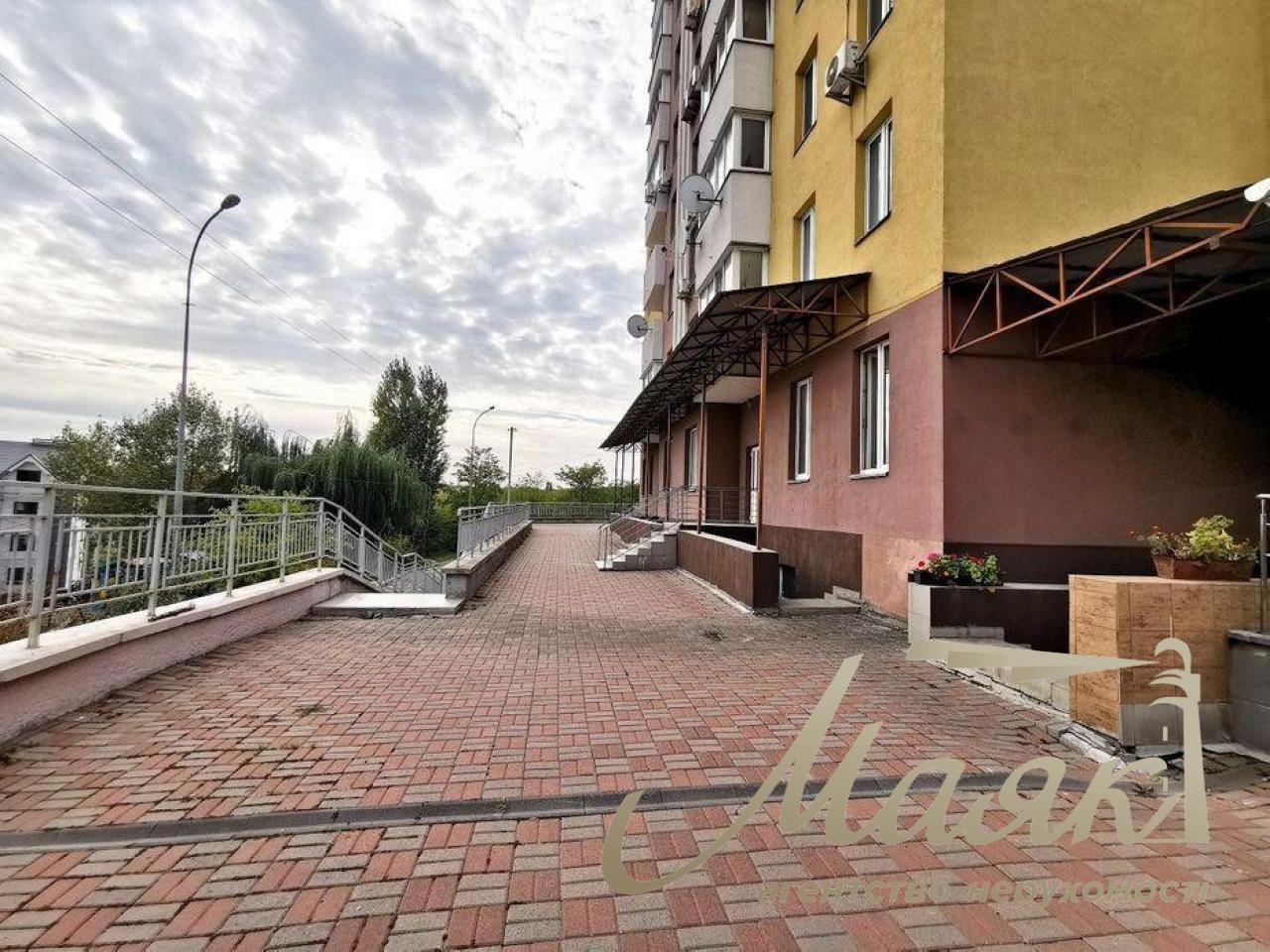 Sale of premises on Levitan street, basement, 80 m2, without renovation
