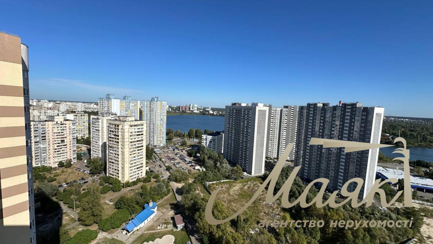 Продаж 3-кімнатної квартири вул.Соломії Крушельницької 15-Б, Позняки, Харківська