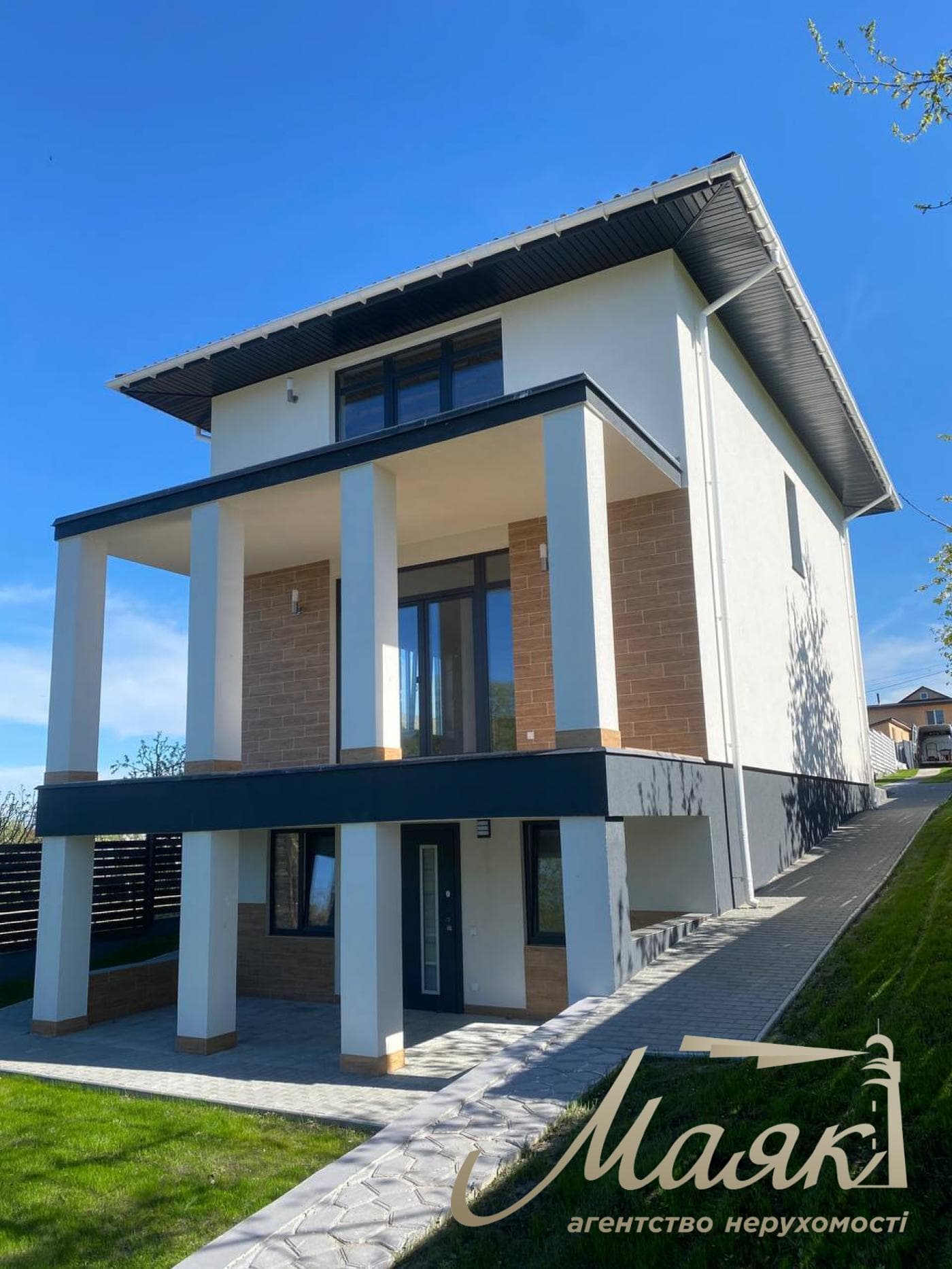 Продаж будинку Нові Петрівці без ремонту 105м2 3 кімнати