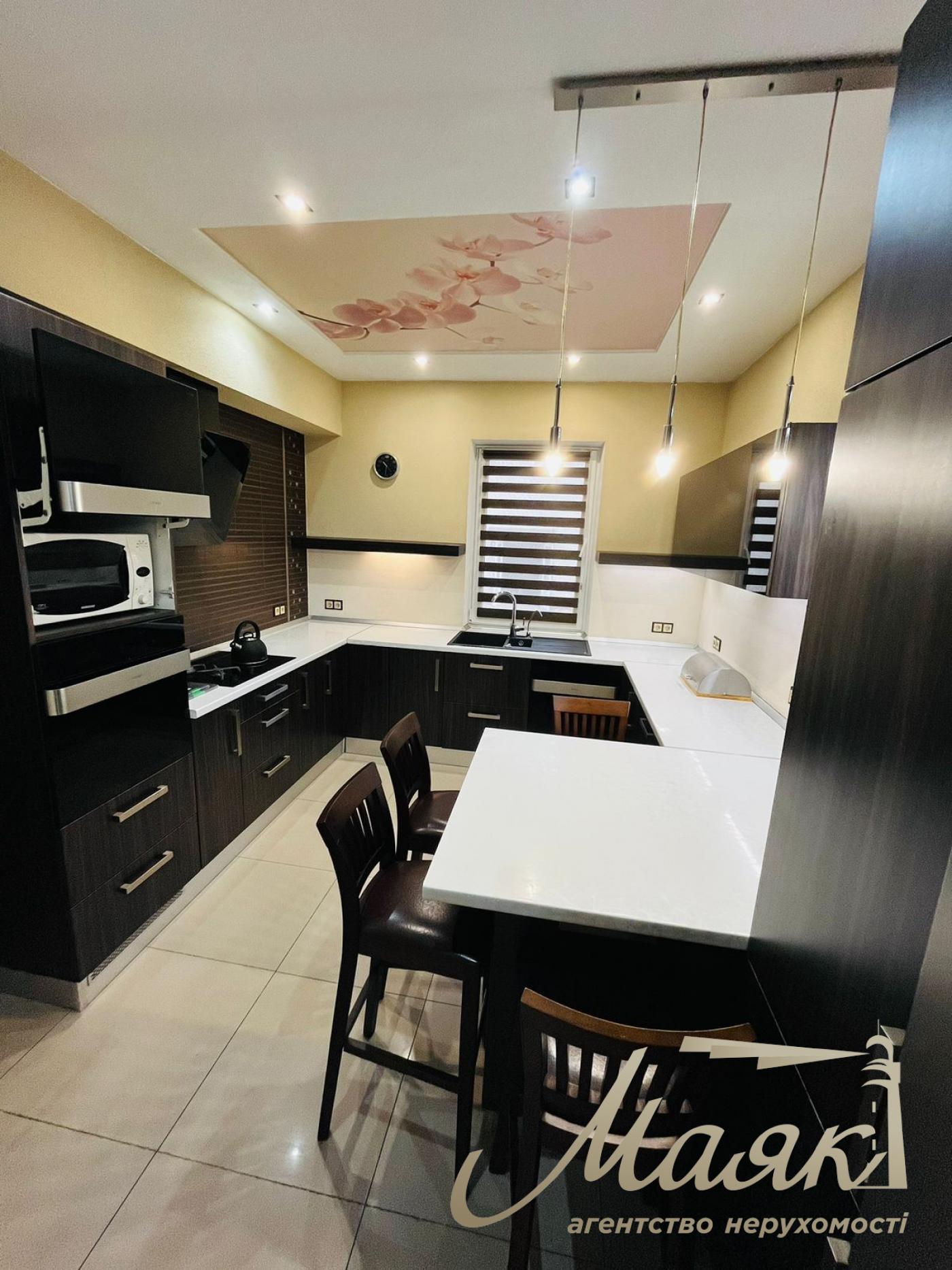 Rent a house 150m2 with garage 100m2 Sofievska Borschagivka