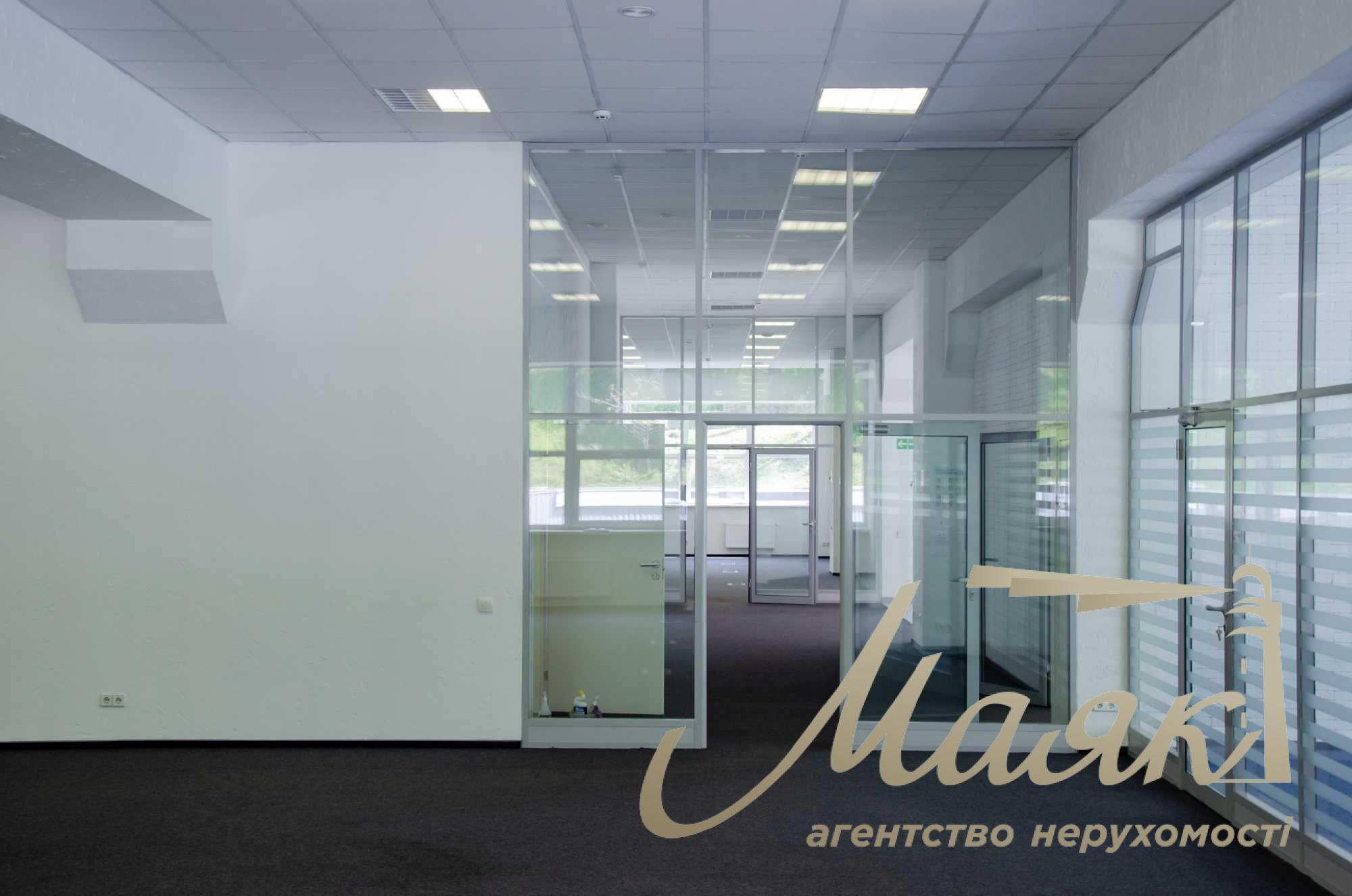 Оренда офісу 1016 м2 у БЦ Victoria Park, метро Васильківська