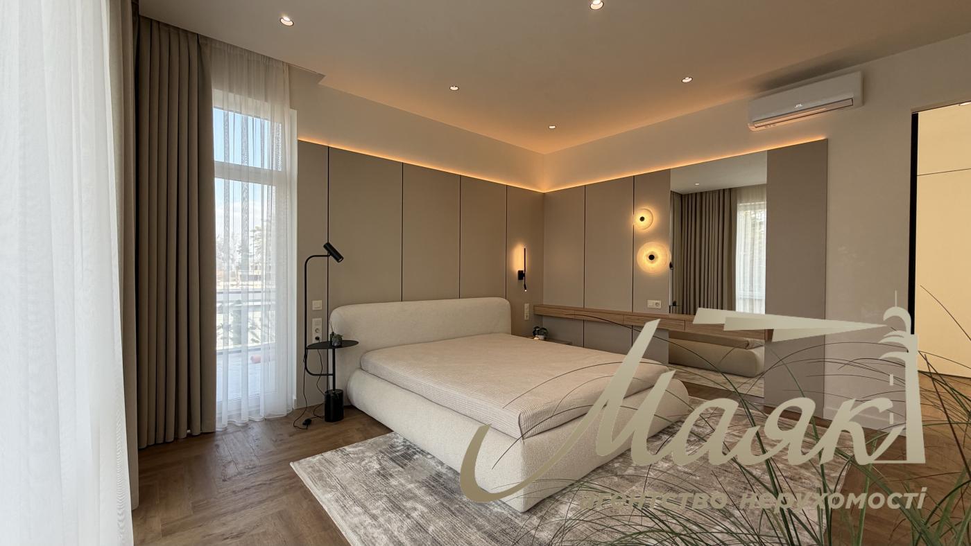 Продаж 2-х поверхового будинку 246м2, Ходосівка