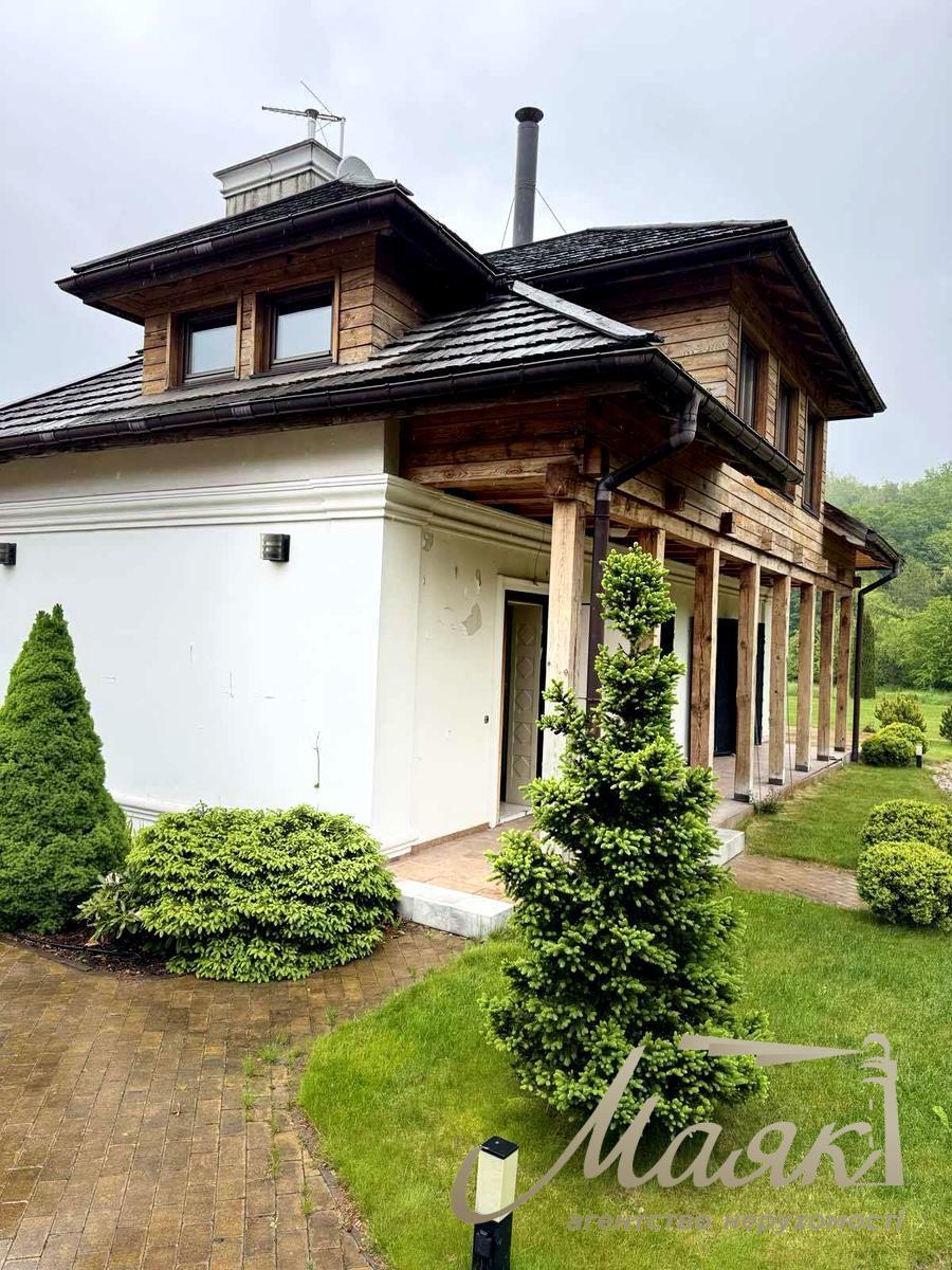 Оренда двоповерхового будинку 120м2 поруч із лісом у с. Великі Дмитровичі