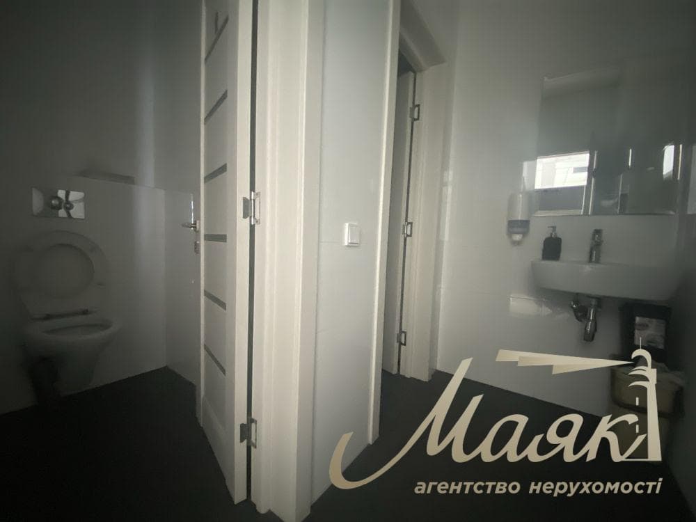 Аренда офиса 280м2 на Кловском спуске 7-А, Печерский район.