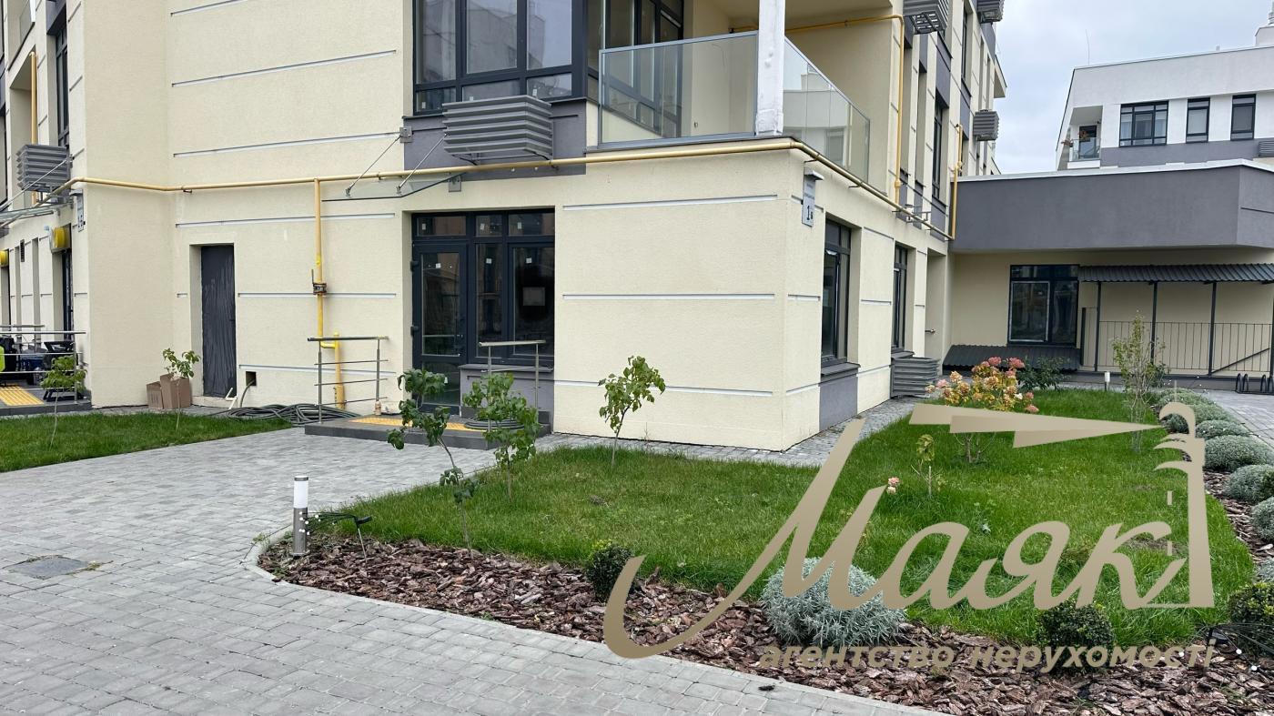 Rent of facade space 57m2 residential complex "Italian Quarter"