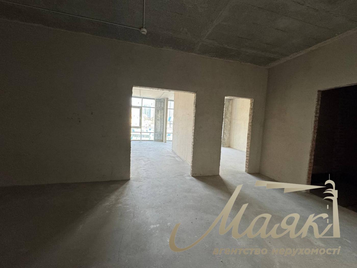 Sale of apartment 176m2 in residential complex Boulevard of Fountains, Sapernoye Pole street, Pechersk, Kyiv