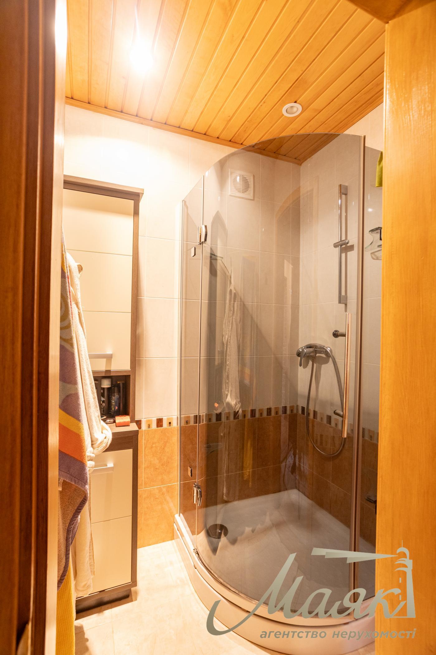 Продаж будинку Березівка, купити будинок в Березівці, будинок житомирское направавление купити, будинок з басейном купити Київська область