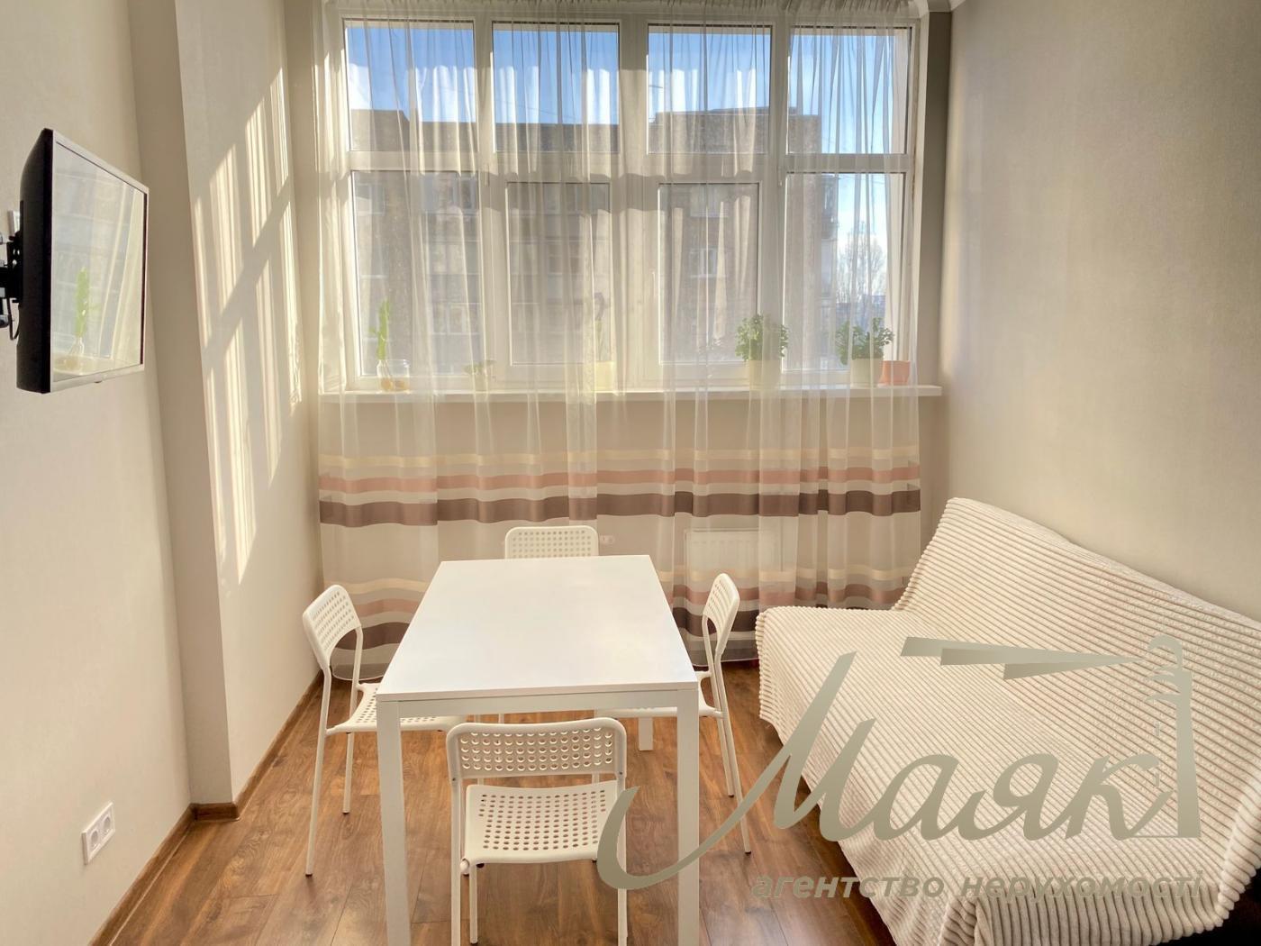 Продаж 2-кімнатної квартири вул. Патріса Лумумби 11