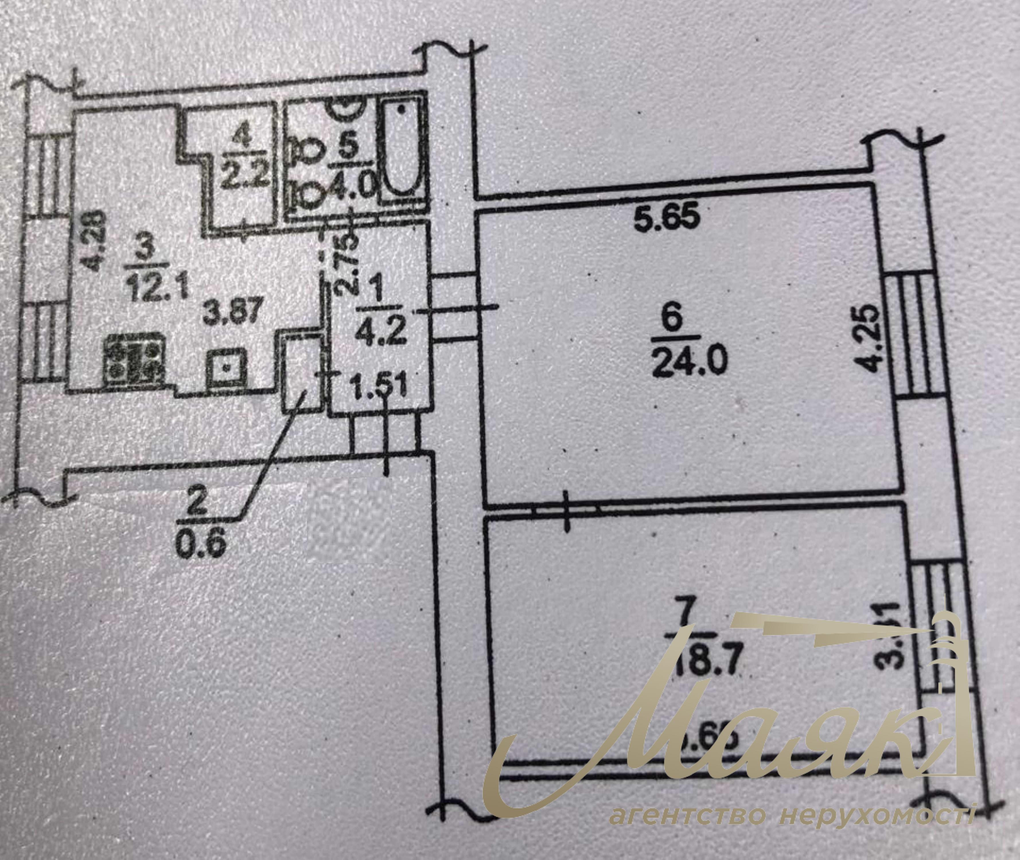 Продаж 2-комнатной квартиры 65.2м2 ул. Банковая, 1, рядом с Администрацией Президента