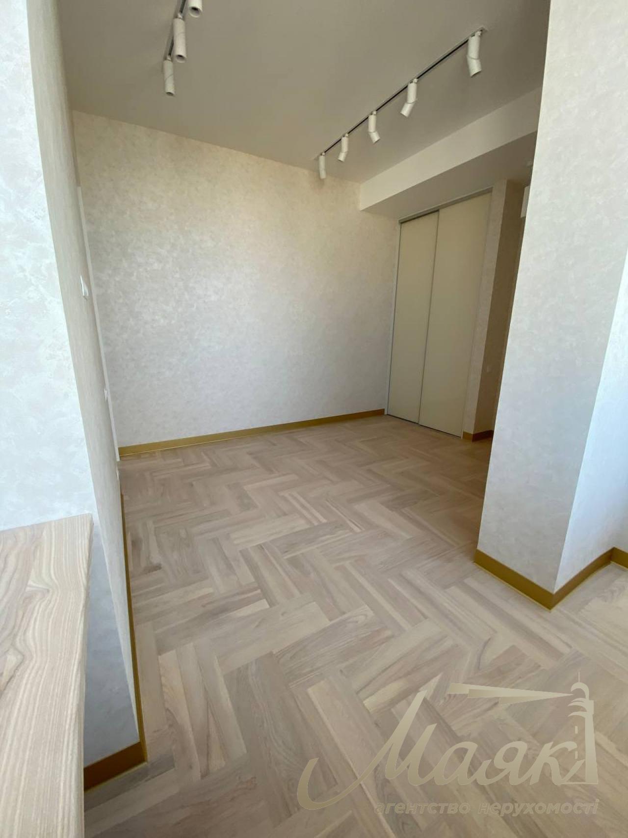 Продаж 3к квартири 97м2 з дизайнерським ремонтом у ЖК River Stone Рівер Стоун