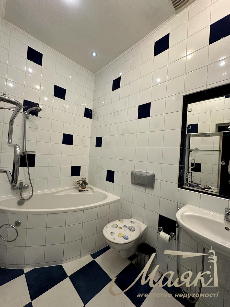 Аренда 4-комнатной квартиры на Саксаганского, Центр, Киев