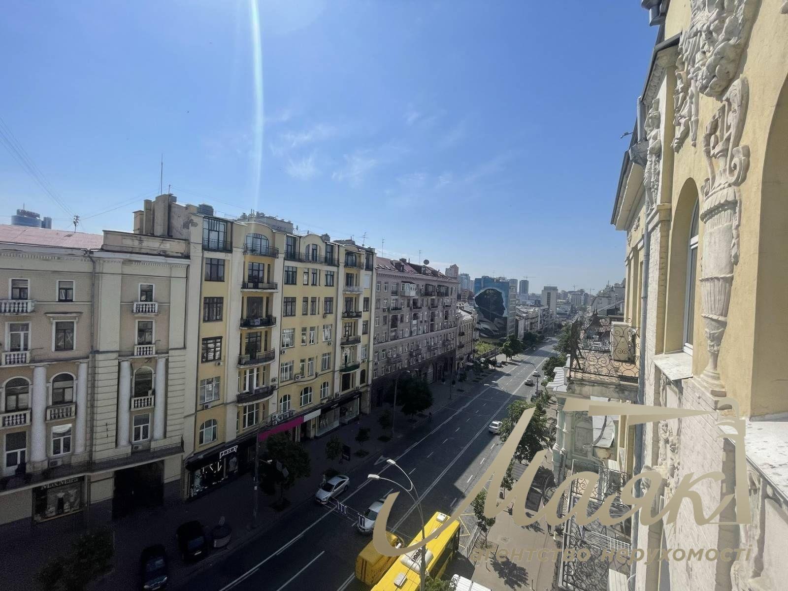 Аренда 4-к квартиры 200 м2, центр Києва, Площа Украинских Героев