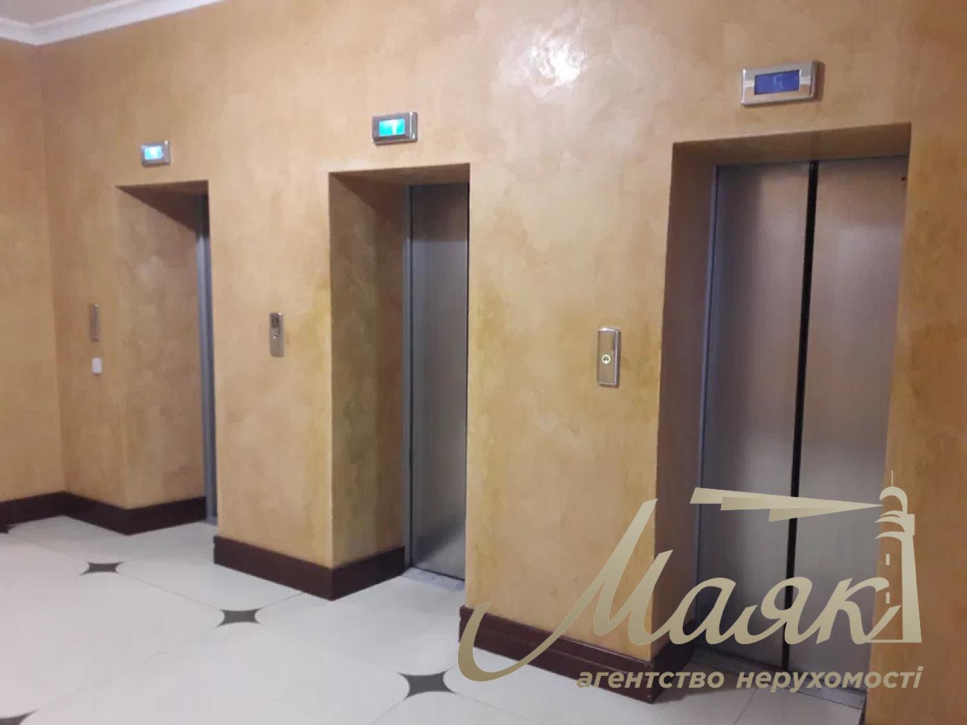 Аренда офиса 93,2 м.кв. Майдан, Крещатик