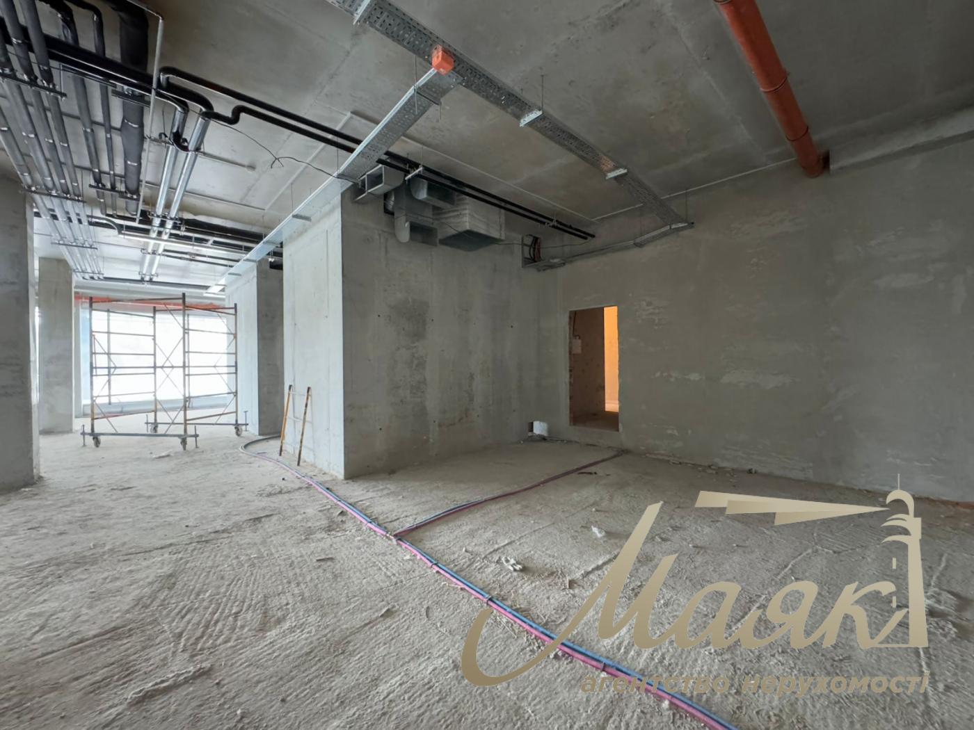 Rent a facade of 700m2 for a restaurant, Bridge, Slavutich