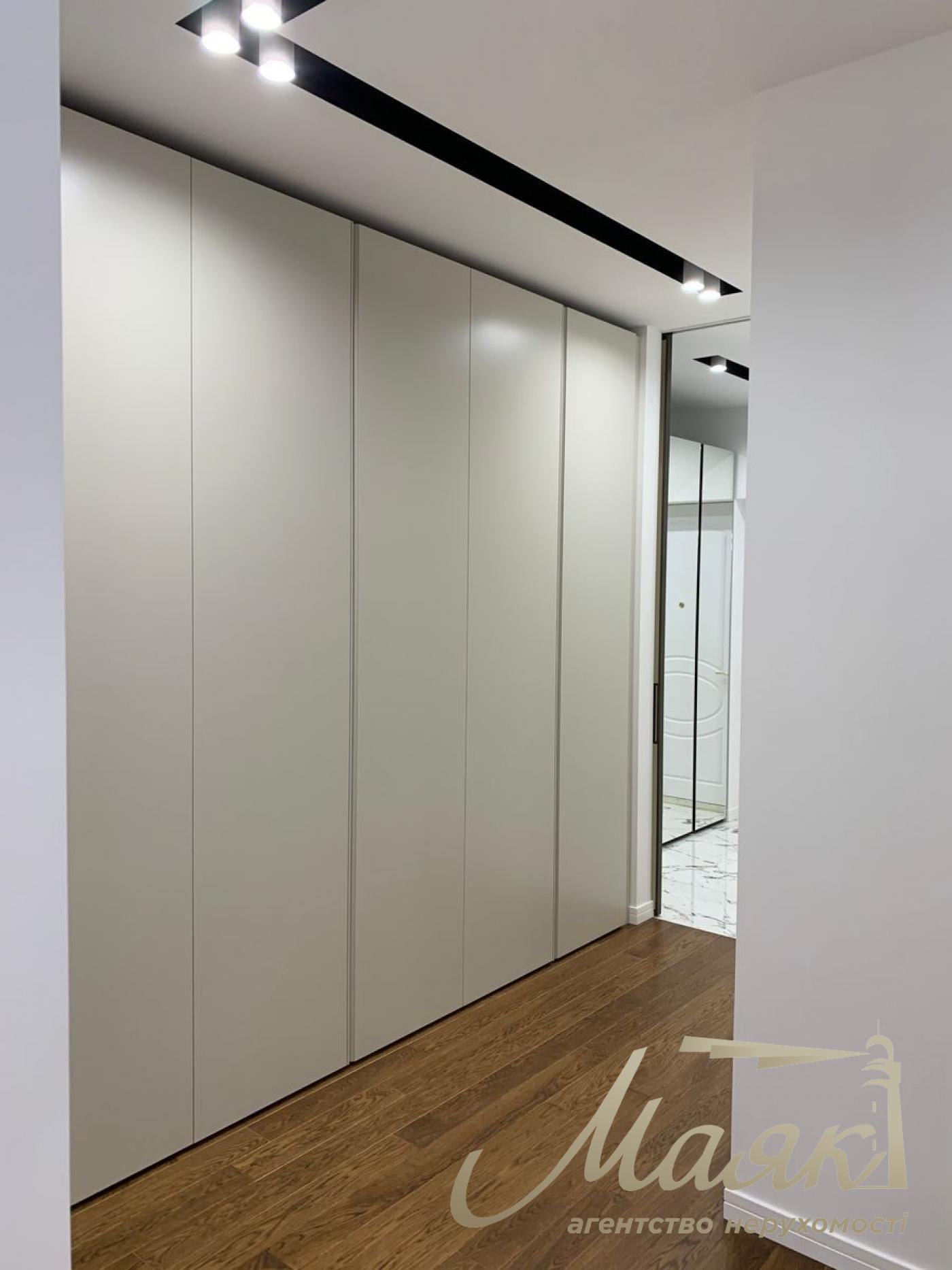 Sale of 2-room apartment in Prestige Hall residential complex, Anri Barbusse st.