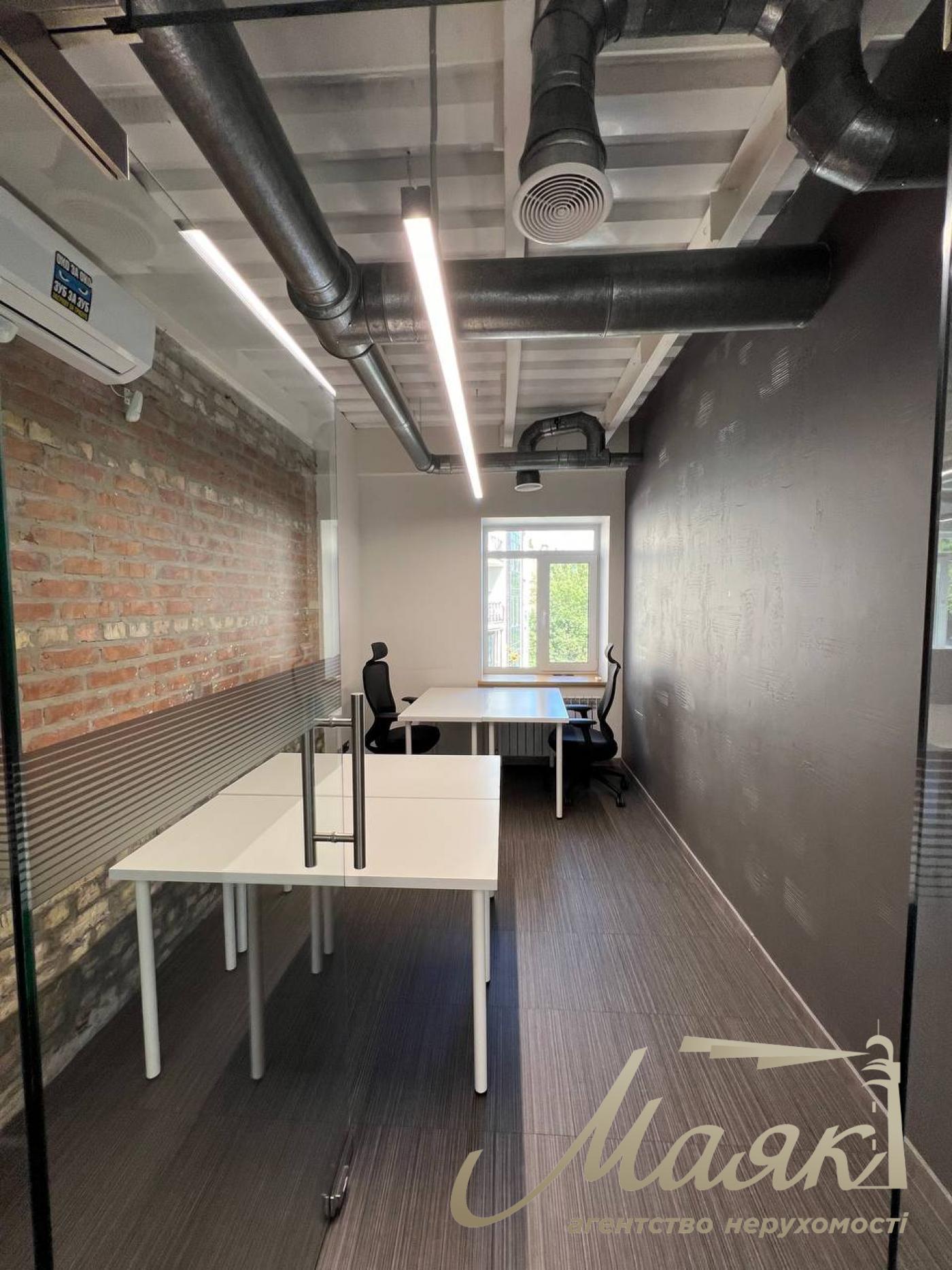 Оренда мебльованого офісу 330м2 на Львоській площі