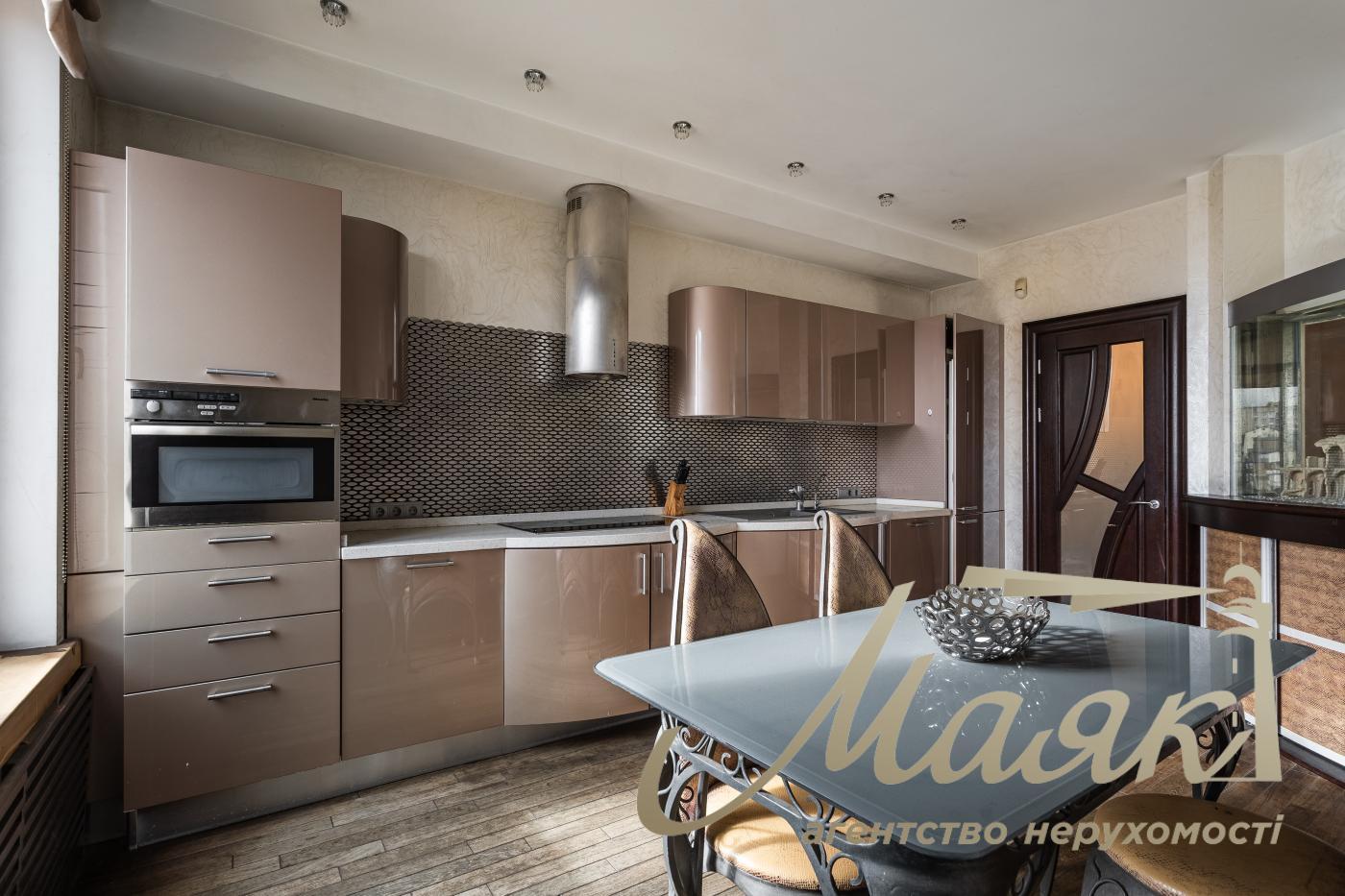 Продажа квартиры 170 м² в Дипломат Холл, ул. Жилянская, 59, центр Киева