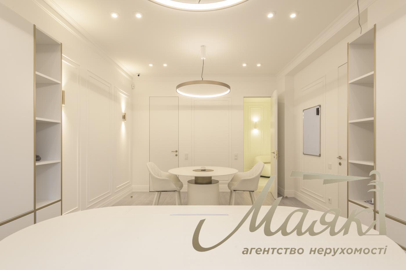 Продаж 3-к квартири 87 м2, вул. Антоновича (Горького), 103, м. Київ