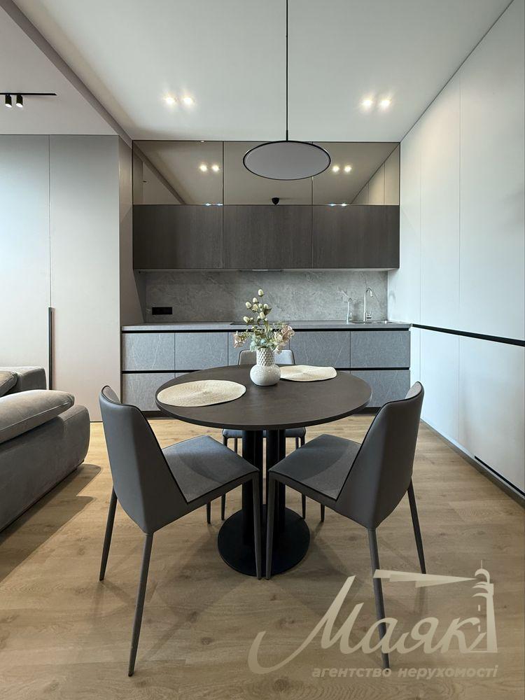 Rent 2-bedroom apartment in LCD Trinity FIRST CONSTRUCTION