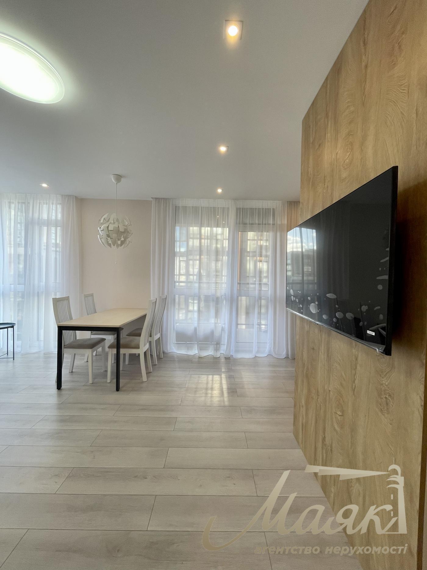 Аренда 3к. квартиры, ЖК "Французский квартал", ул. Предславинская