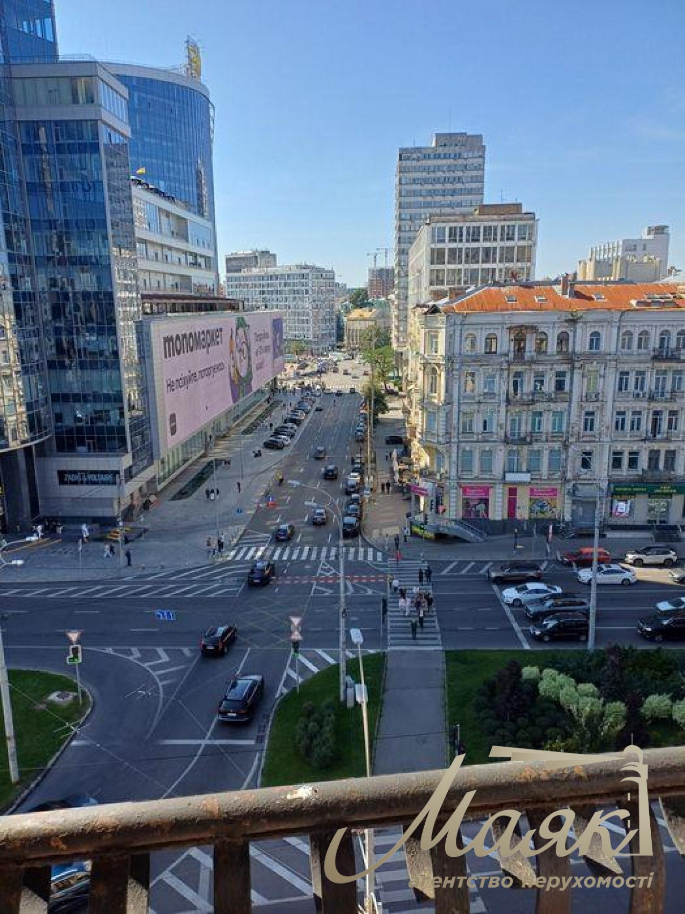 Продажа 3-к квартиры ул. Бассейная, Печерский р-н, Центр Киев