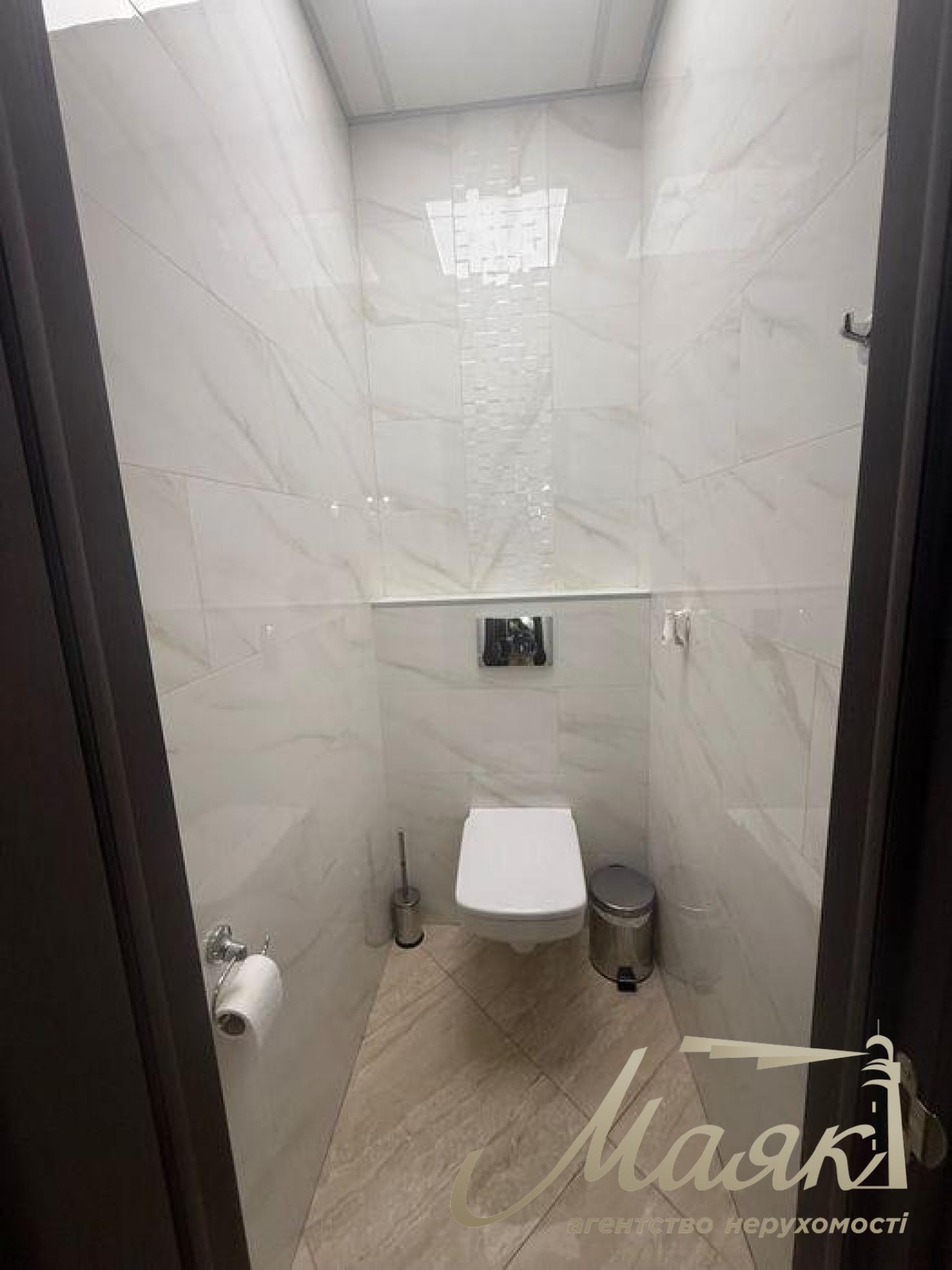 Оренда офісу 510 м.кв. вул. Грушевського, Центр