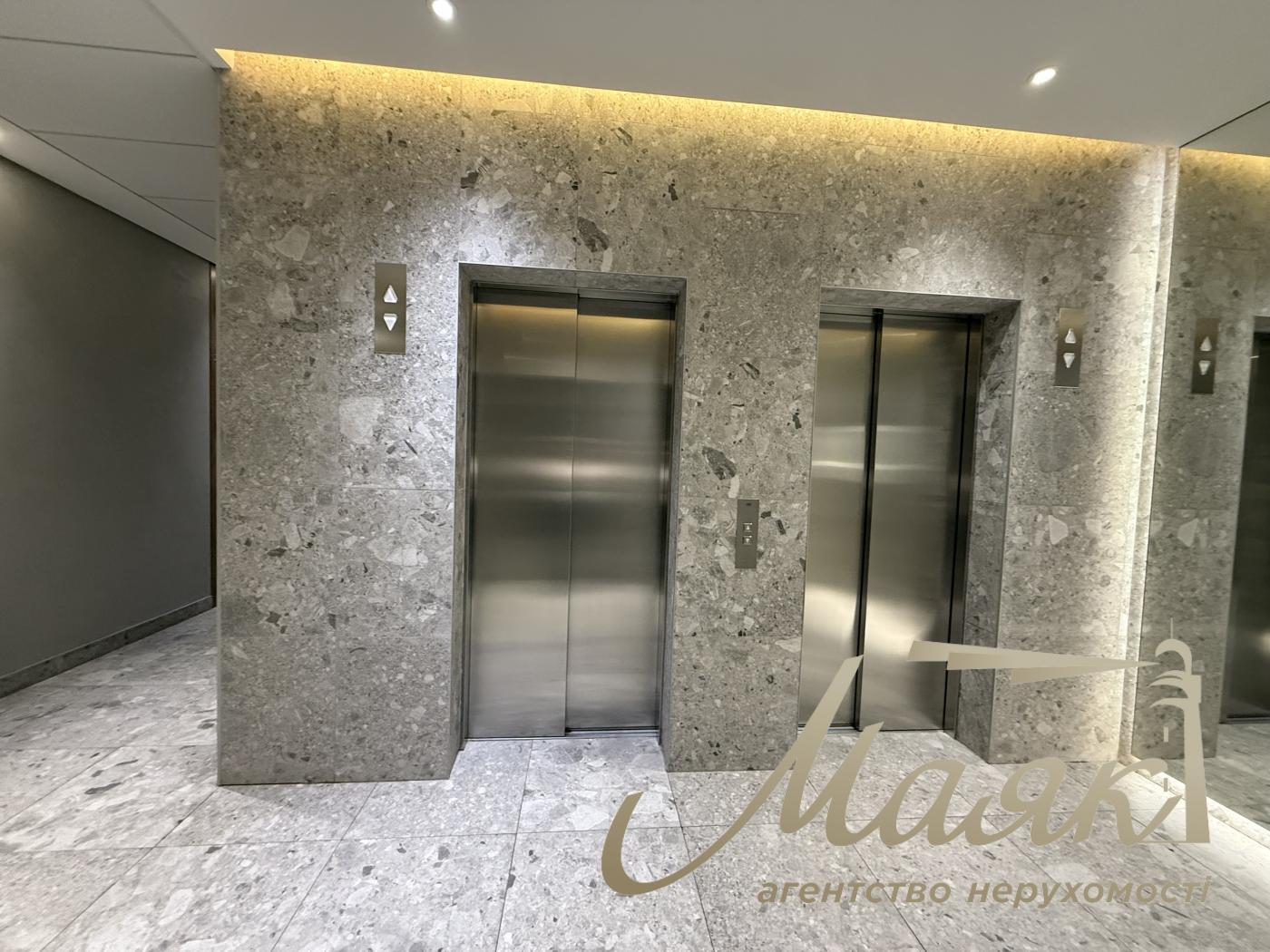 For sale 3 bedroom apartment in LCD Tetris Hall, Ivan Fedorov Street, Kiev