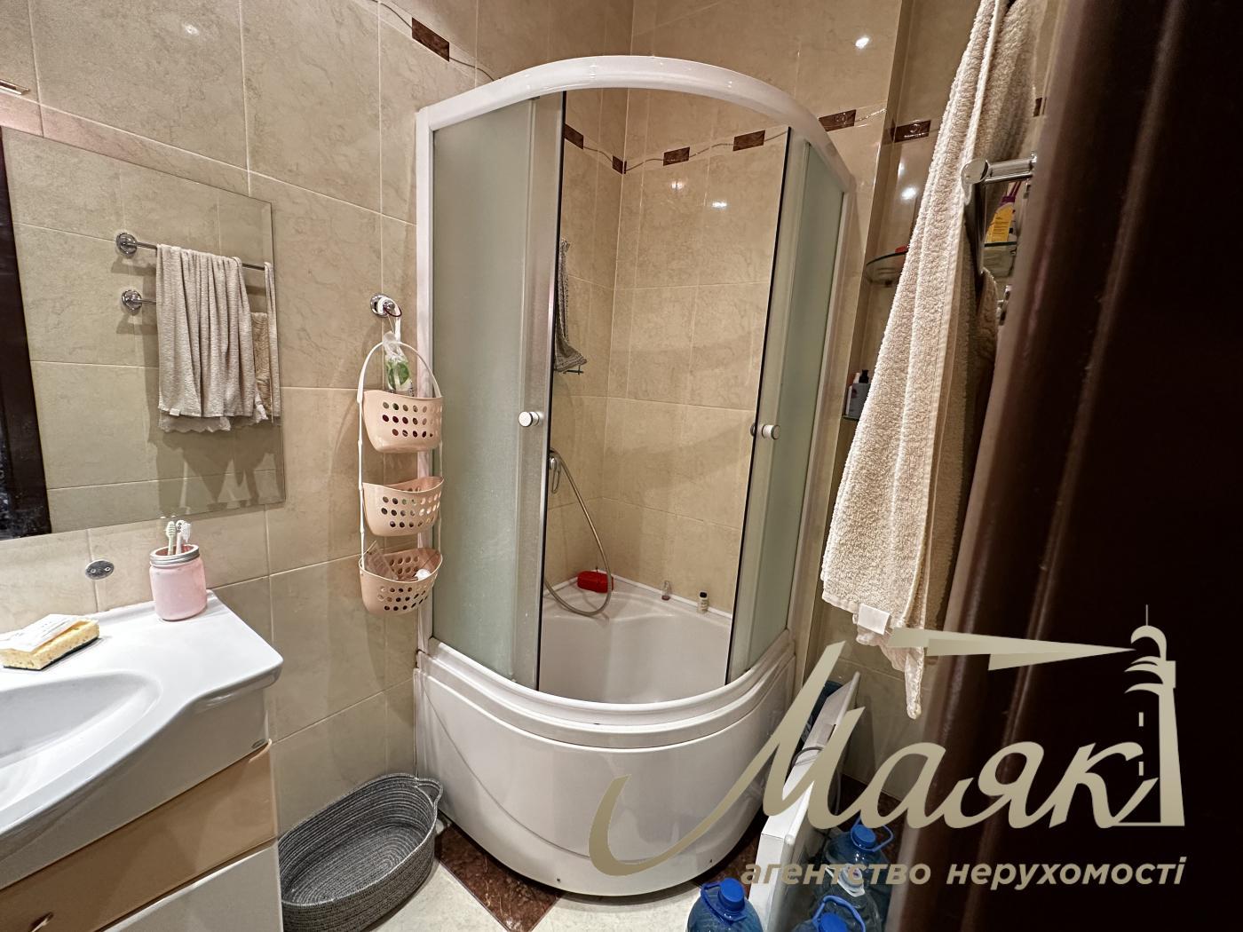 Оренда квартири 120м2, вул.Дмитрівська 69, Шевченківський район