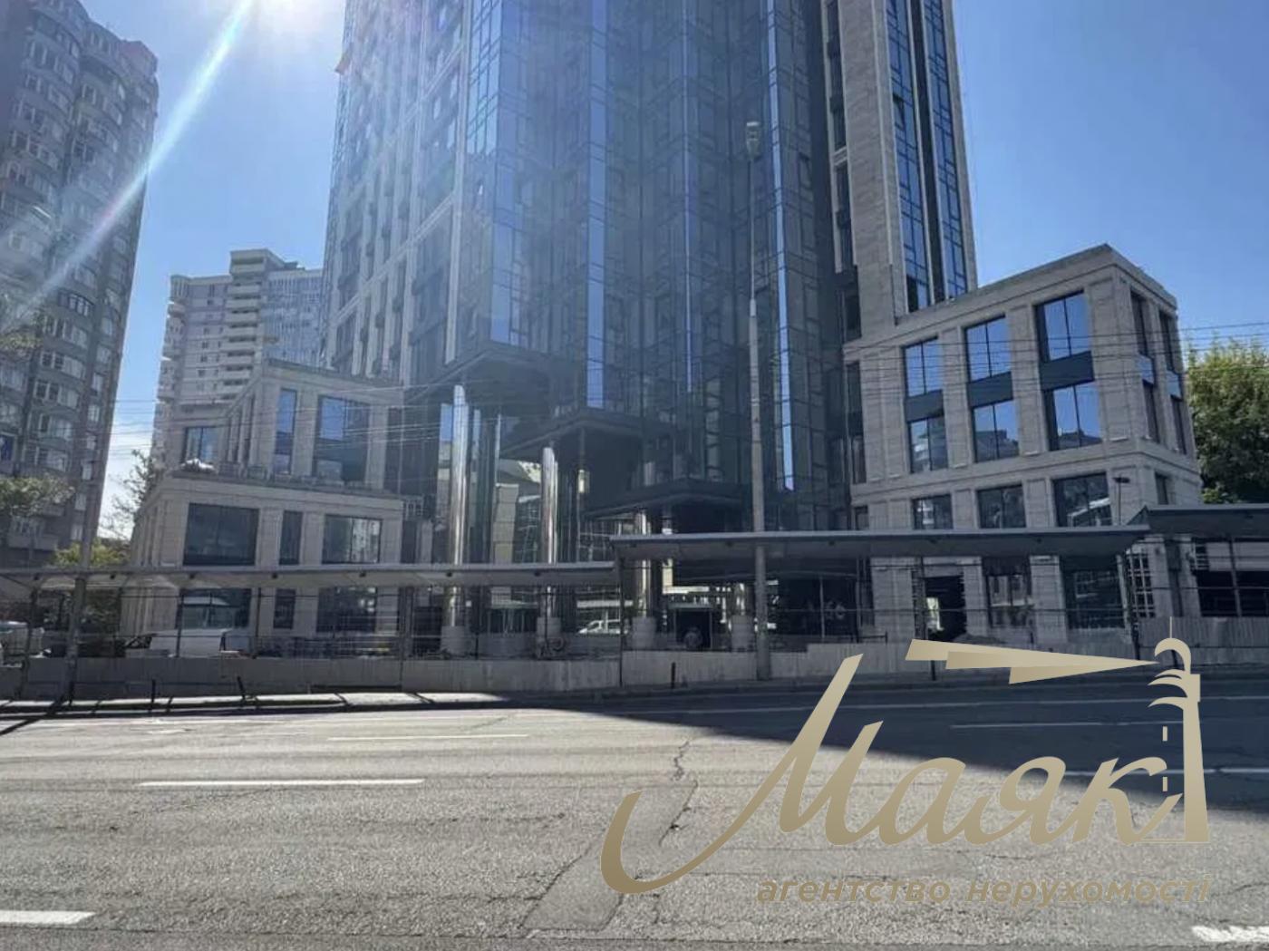 Продаж фасадного приміщення 345 м2, ЖК А136, Печерськ