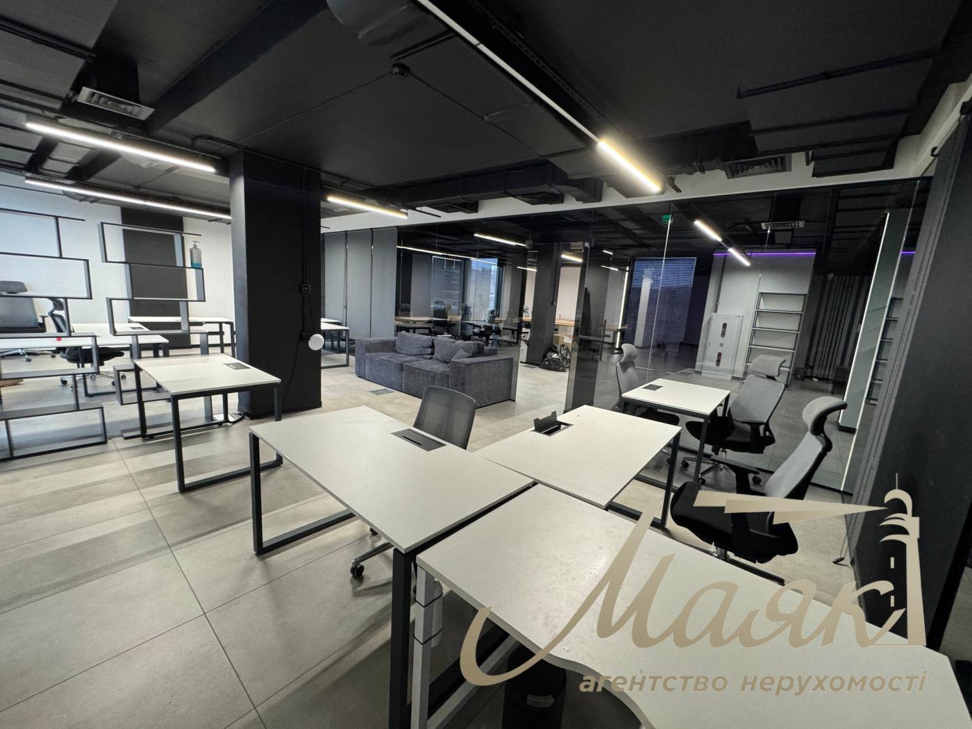 Оренда офісу 418м2 у БЦ класу А, вул.Красилівська, Голосіївський район.