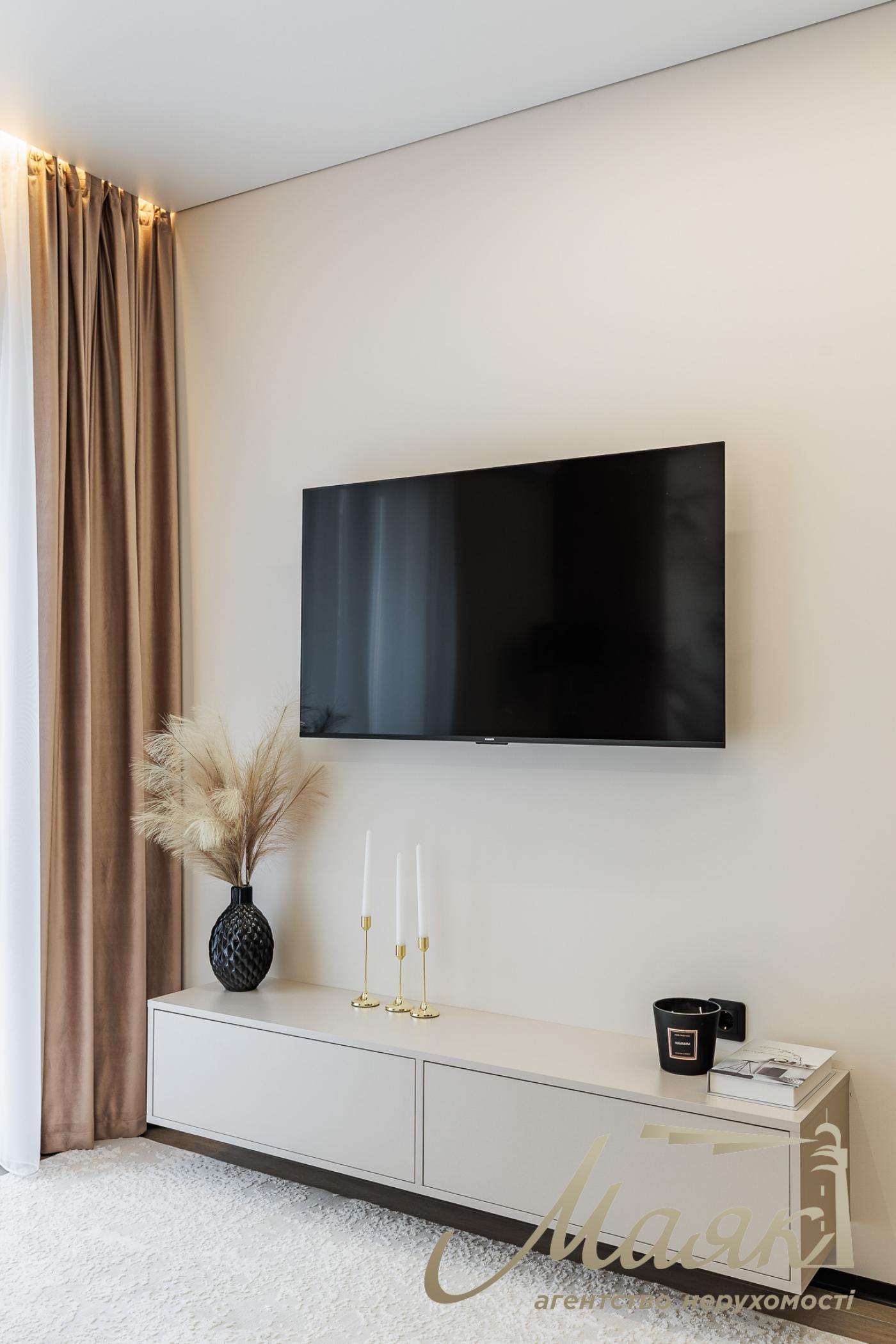 Продаж 1-к кімнатної квартири ЖК Нова Англія