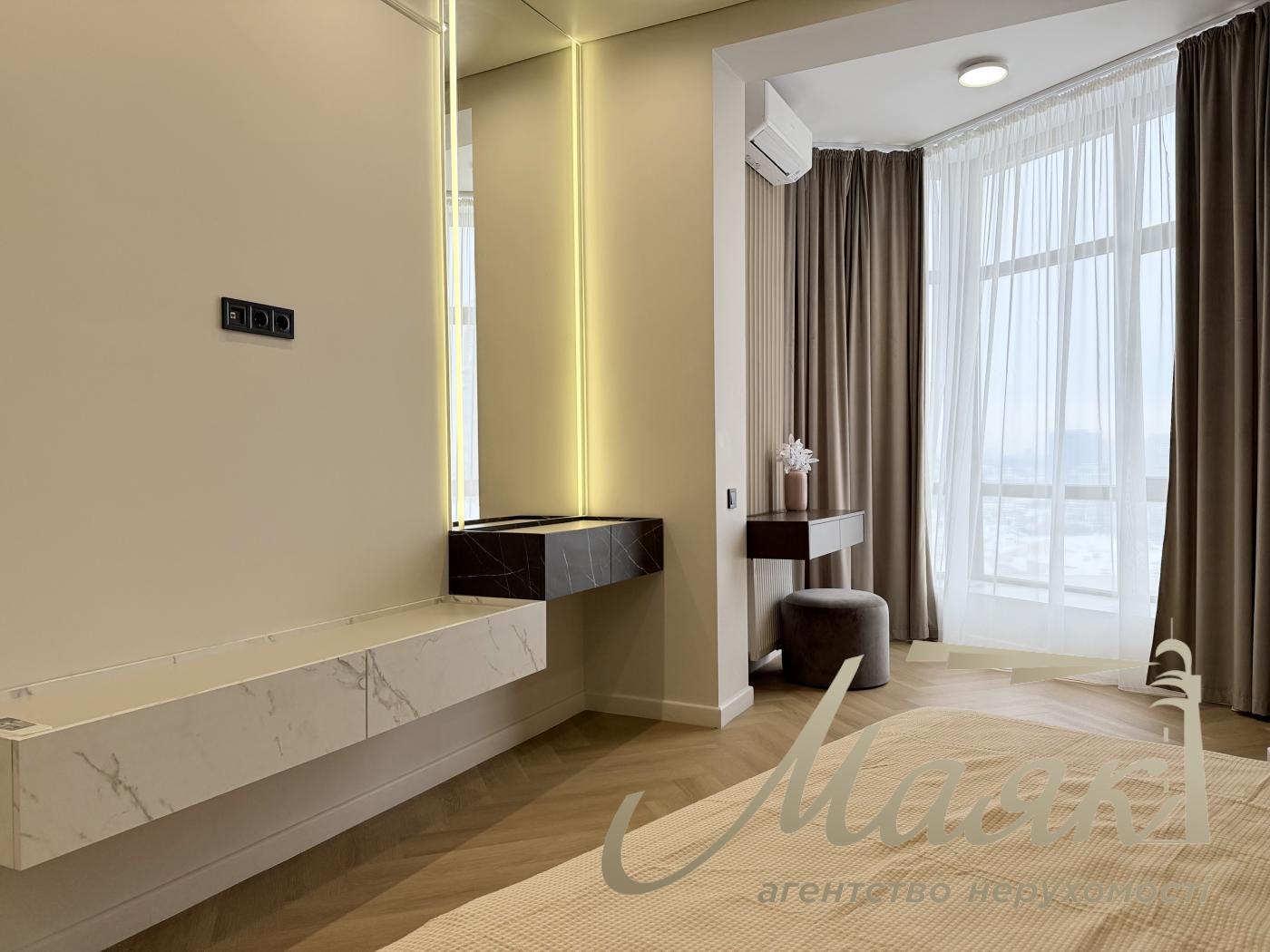 Оренда 3-кімнатної квартири 91м2 у ЖК "Фундуклеївський", Центр Києва, вул. Богдана Хмельницького, 58А.