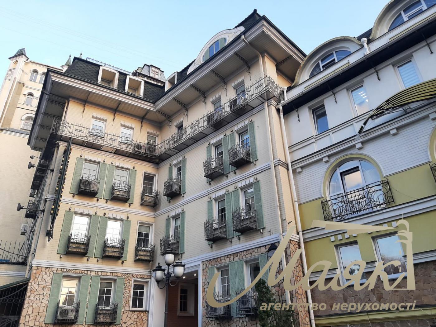 Оренда офісу 270м2 на Воздвиженка, Поділ