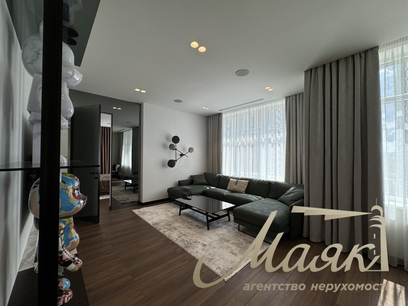 Продажа 3к квартиры 150м2 в ЖК Новопечерские липки, Драгомирова 17, Печерск, Киев