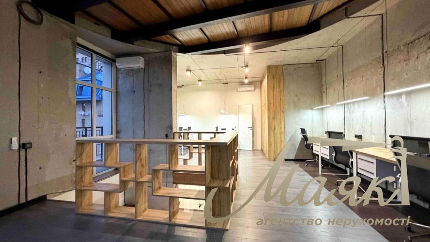 Аренда офиса 160 м.кв. Львовская площадь, Шевченковский р-н