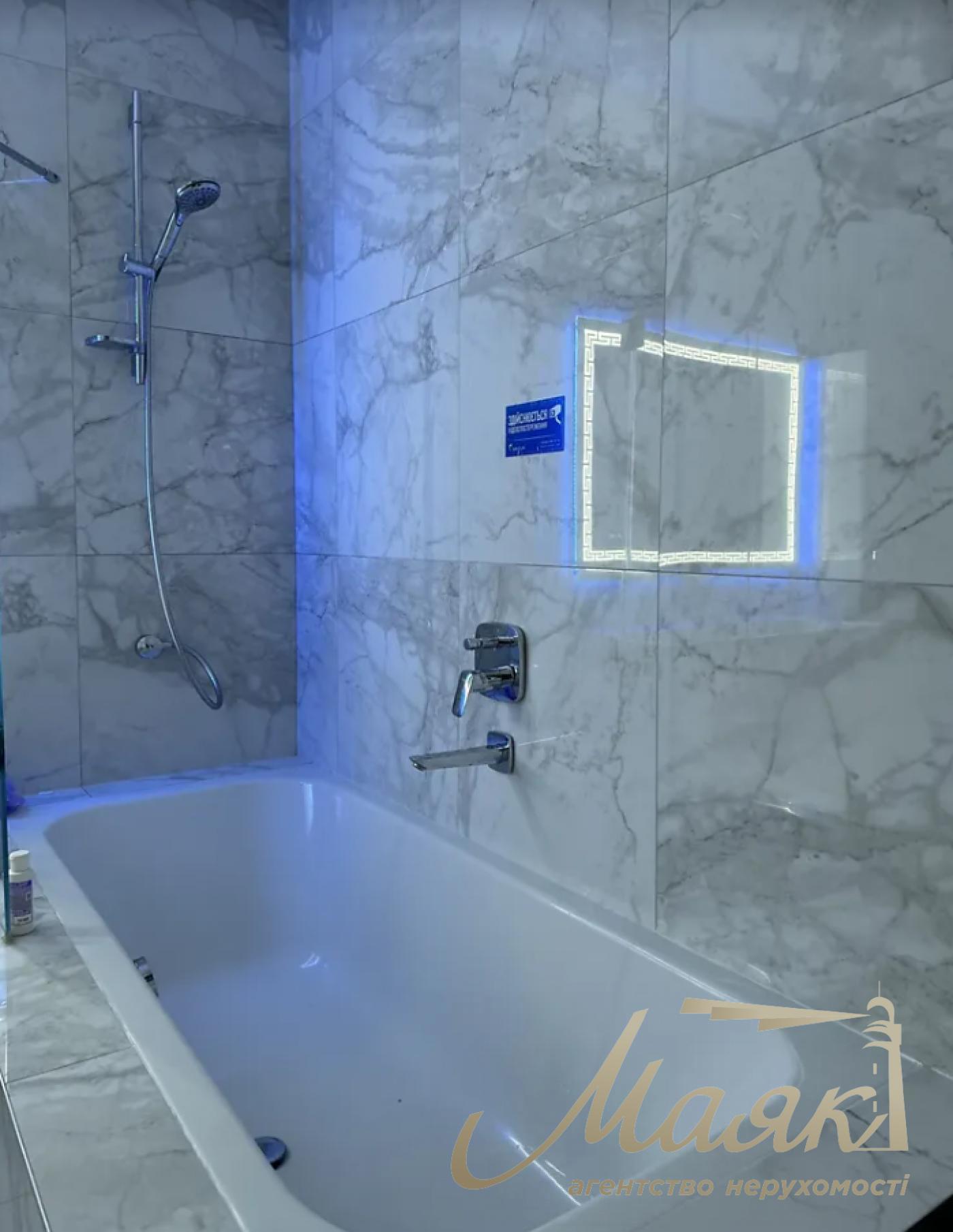 Продаж 2-кімнатної квартири вул. Павлівська, Солдатська Слобідка