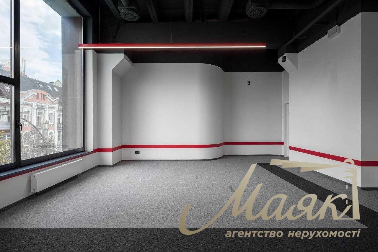 Rent office 281 sq.m. m. Arsenalna, BC M8
