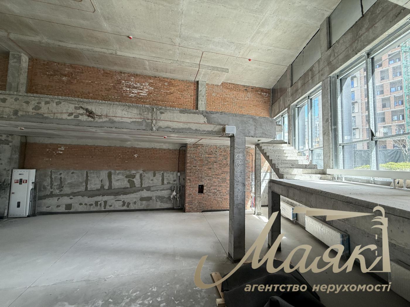 Оренда фасадного приміщення ЖК Трініті вул. Тютюнника,