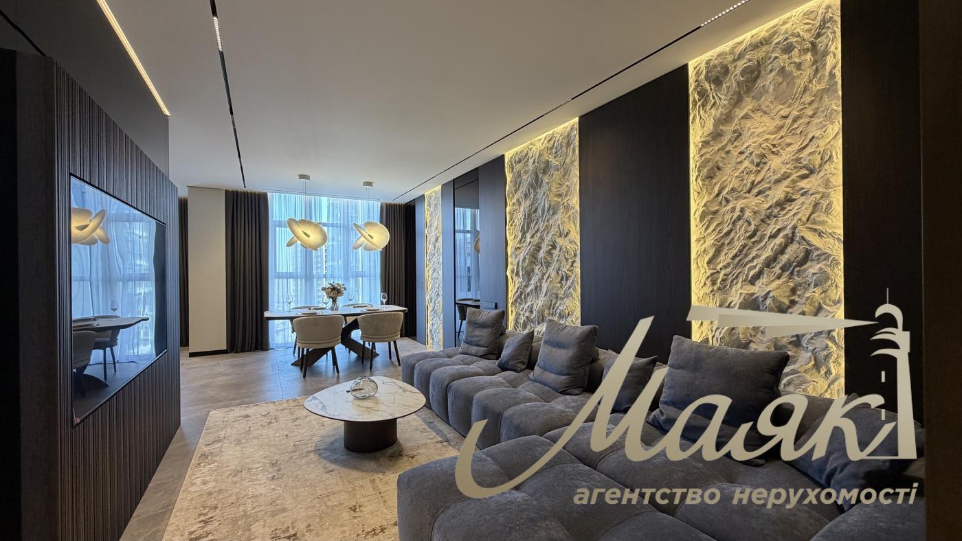 Продаж квартири 118м2 в ЖК Новопечерськие липки, ул. Андрея Верхогляда 15Б. (Михайла Драгомирова)