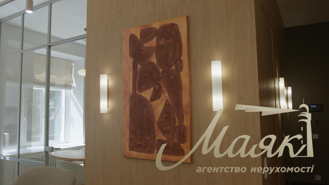 Office for rent in the center of Knezey Ostrozhskikh str. (Moskovskaya)