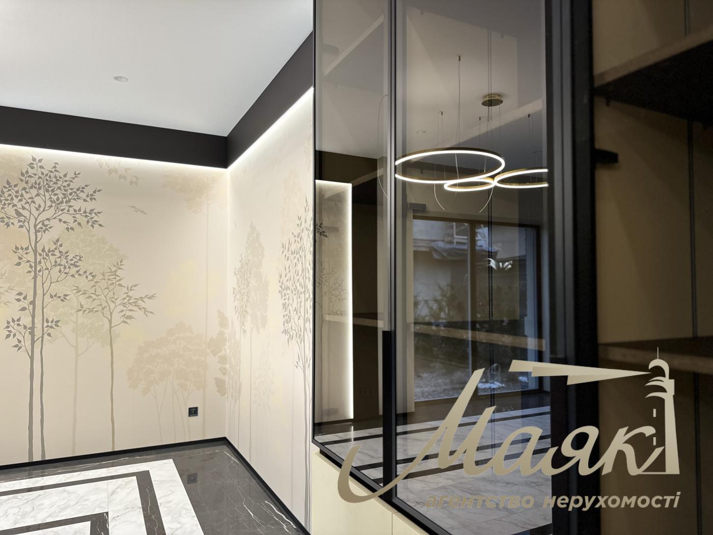 Продажа дома 286 м2  в с.Ходосовка КГ ВИТАГРАД