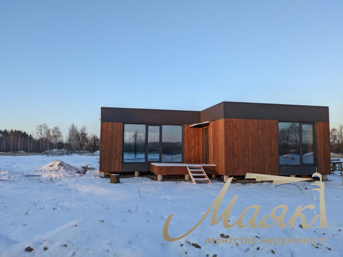 Sale of a country house 76 sq.m. Plot 6 acres. Vishnevoe, Nemeshaevo village. Near the lake.