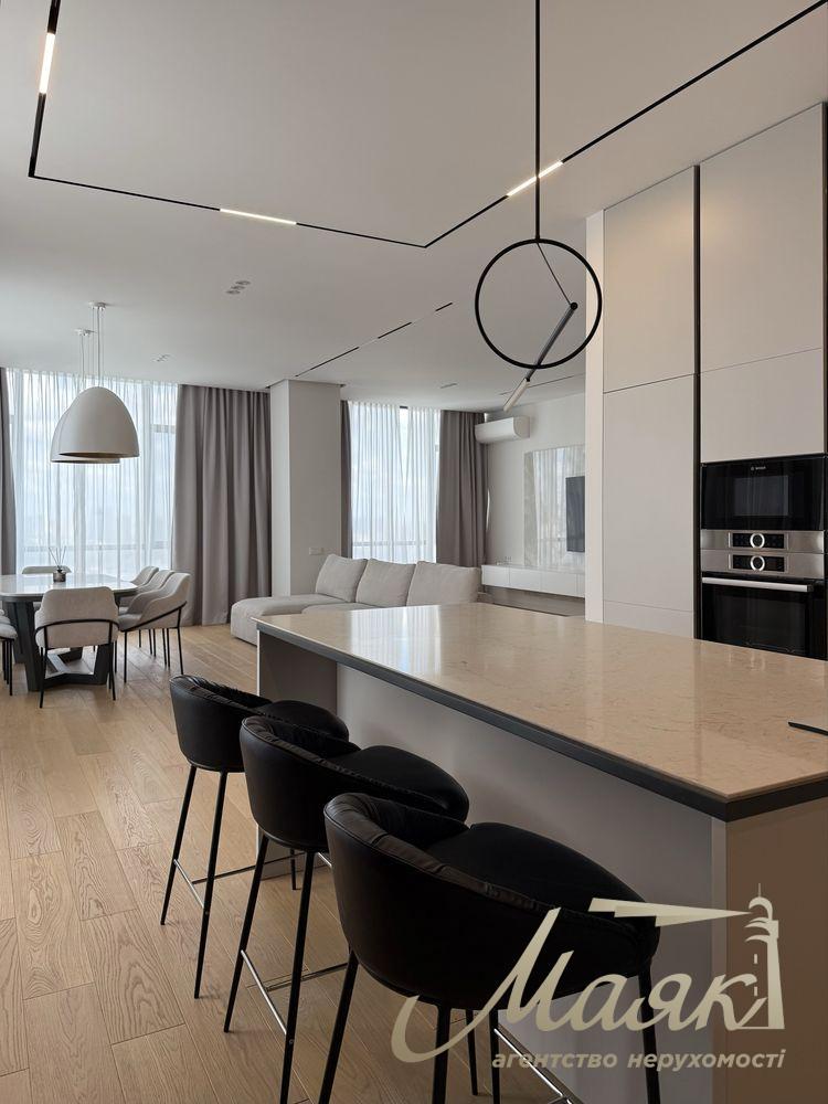 Rent 3-room apartment in Park Avenue VIP Residential Complex
