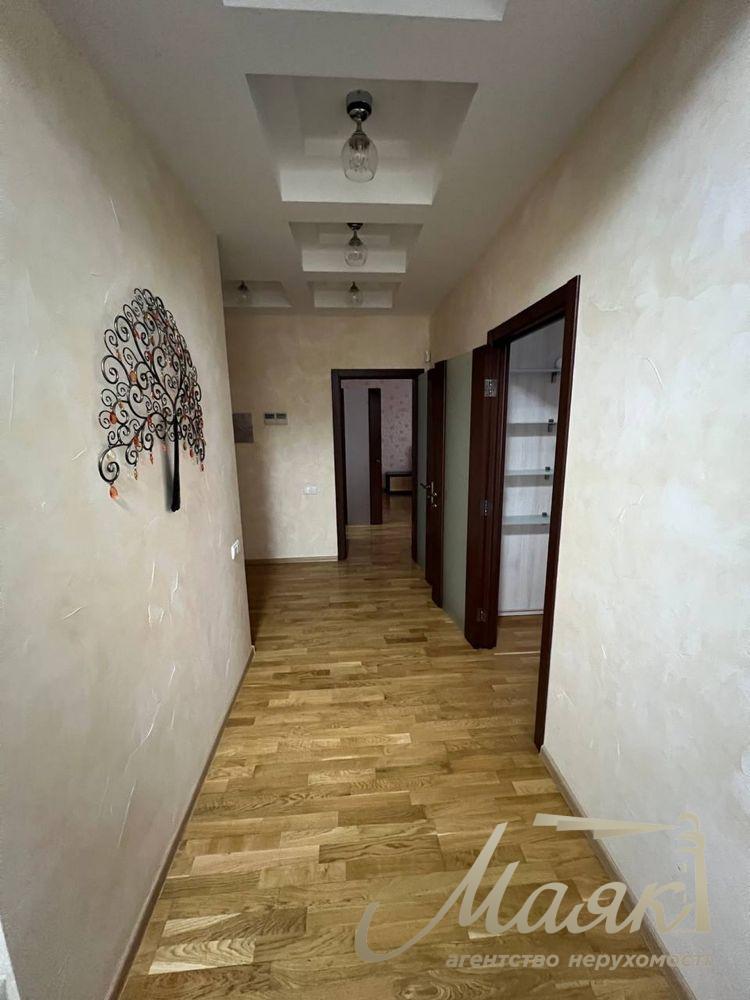 Оренда 4-кімнатної квартири, стм. Печерська, Печерськ, Київ