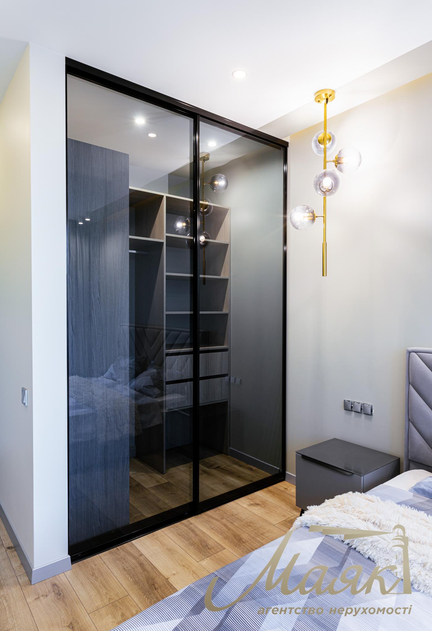 Продаж 3х-кімнатної квартири 86 м2 в ЖК "ЖК RESIDENT Concept House" Володимирська 86а, Київ