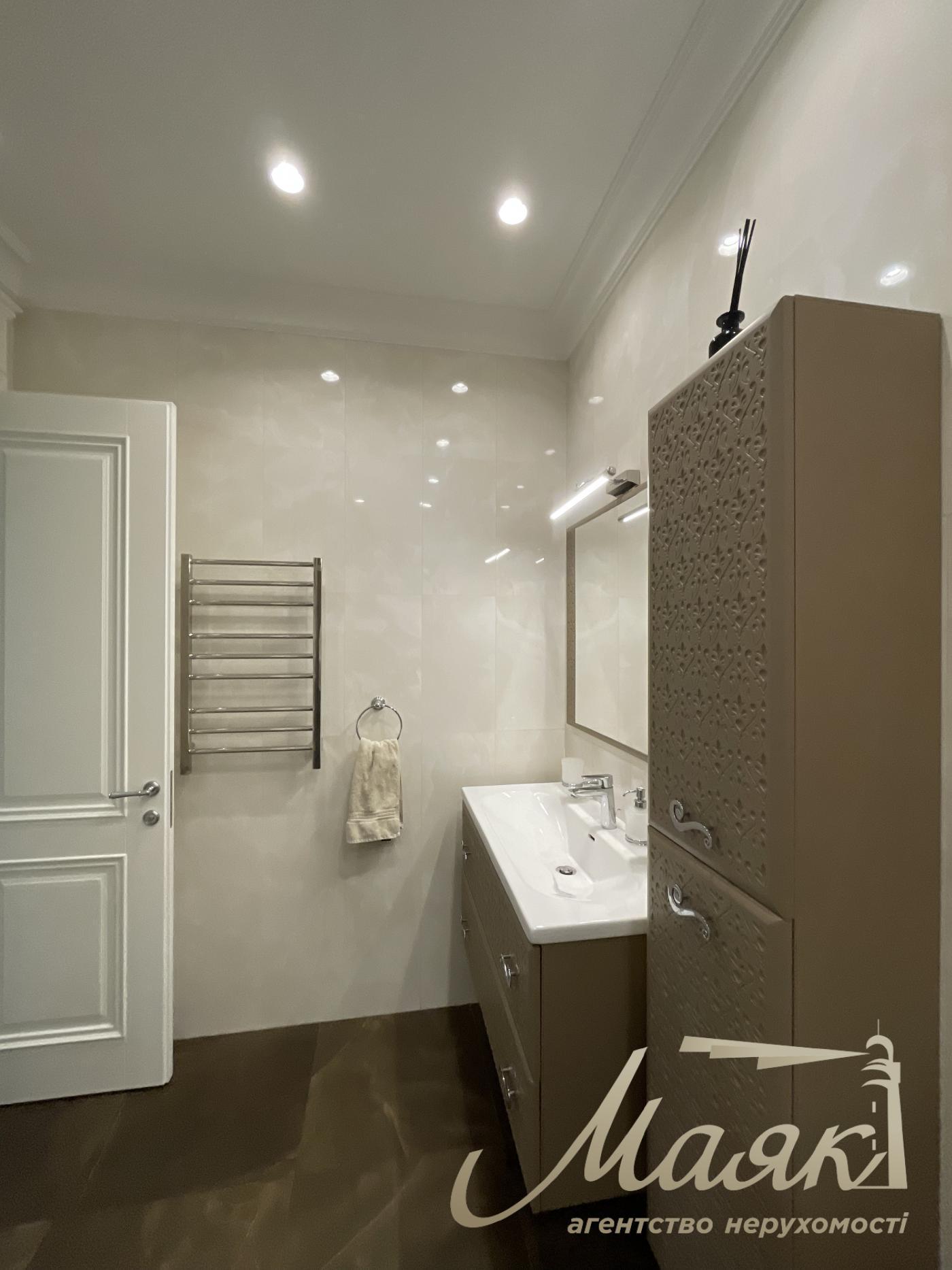 Аренда 3-х комнатной квартиры в ЖК Бульвар Фонтанов, Печерск