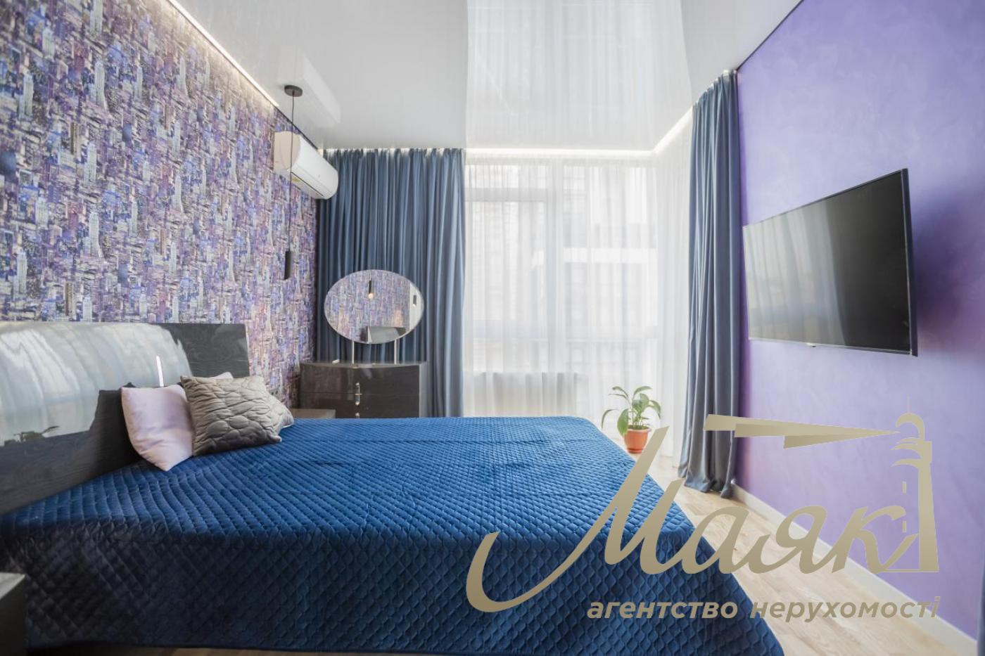 Аренда видовой 2-х комнатной квартиры в ЖК Французский квартал 2, Печерский район.