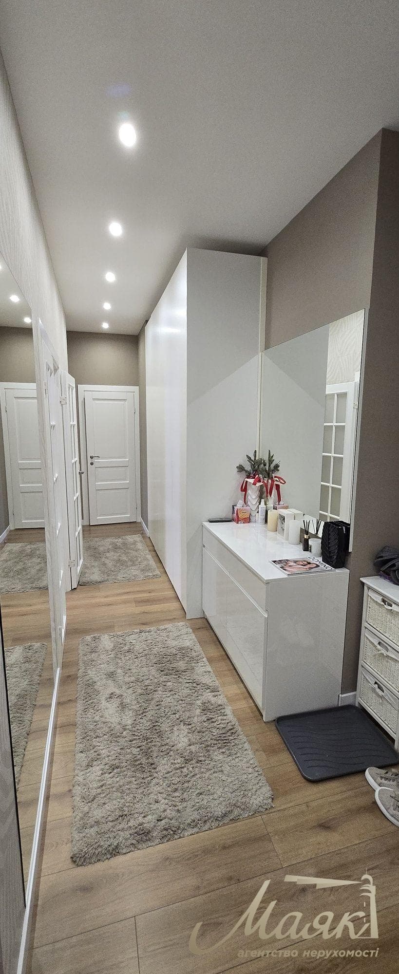Продаж 2-кімнатної квартири площею 82 м² у ЖК «Новопечерські Липки», Печерськ